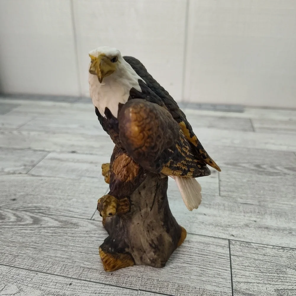 Bald Eagle‎ Ceramic Figurine 5